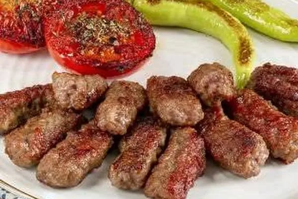 Yiğit Köfte Kokoreç Kelebek Kanat İncik - Resim 3
