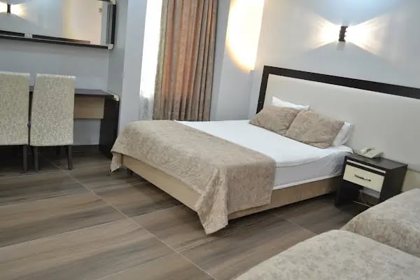 küçük saat otel - Resim 2