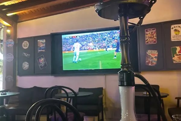 Montenegro cafe Pub - Resim 2