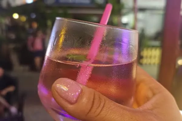 Montenegro cafe Pub - Resim 17