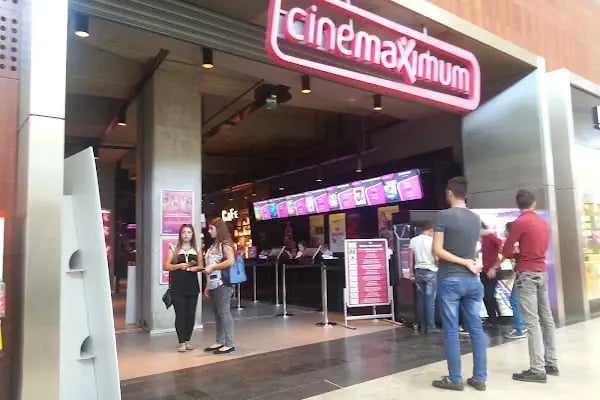 Paribu Cineverse Tarsu Alışveriş Merkezi - Resim 13
