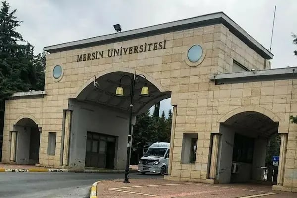 Mersin Üniversitesi - Resim 2