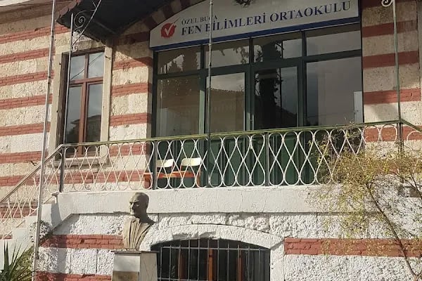 Özel Buca Fen Bilimleri Ortaokulu - Resim 3