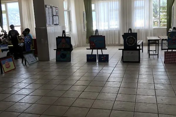 80. Yıl Cumhuriyet Ortaokulu - Resim 3