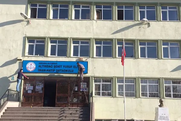 Altındağ Şehit Yusuf Elitaş İmam Hatip Ortaokulu - Resim 6