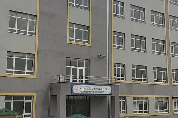 Altındağ Şehit Yusuf Elitaş İmam Hatip Ortaokulu - Resim 15