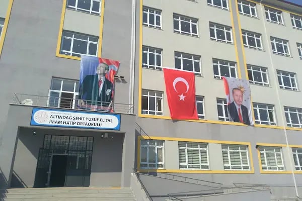 Altındağ Şehit Yusuf Elitaş İmam Hatip Ortaokulu - Resim 19