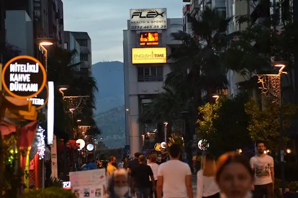 Alsancak Englishtime - İzmir’in En İyi İngilizce Kursu - Resim 4