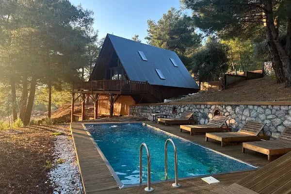 Pan Urla Wooden House | Ahşap Ev Kiralama - Resim 3