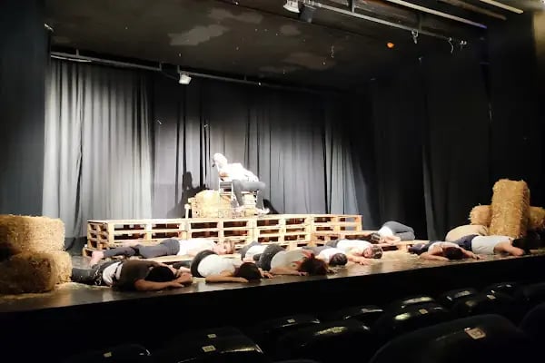Boyoz Akademi Sanat Merkezi - Resim 13