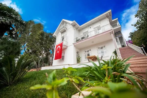 Triada Hotel Büyükada - Resim 9