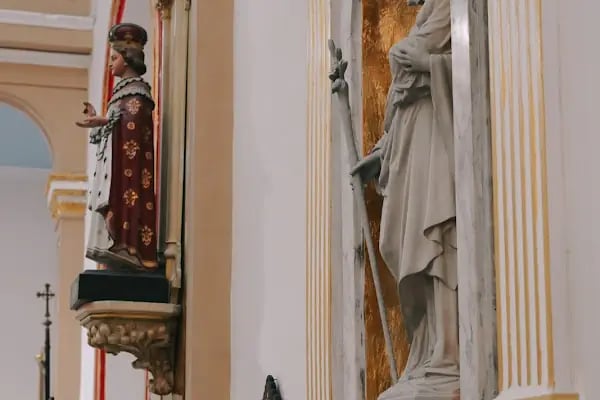 Notre Dame De Lourdes Katolik Kilisesi - Resim 19