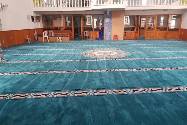 Tekeler Merkez Cami - Resim 4