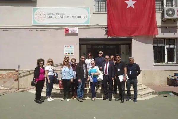 Başiskele Halk Eğitimi Merkezi - Resim 2