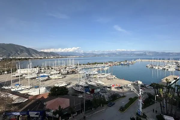 CELINA ROOFTOP BAR - Resim 5
