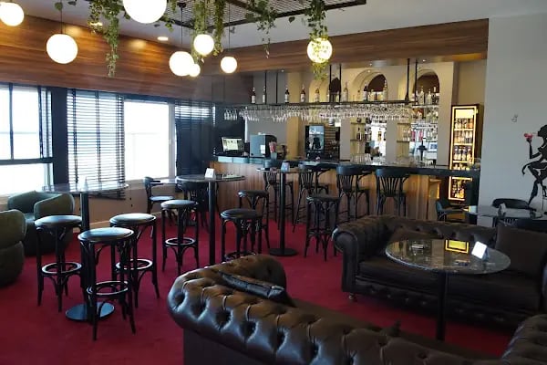 CELINA ROOFTOP BAR - Resim 11