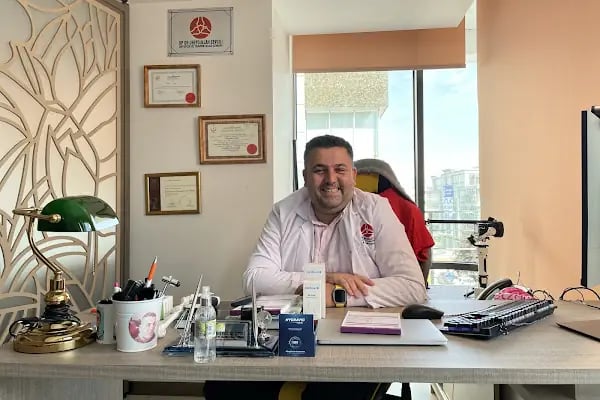 Op Dr Ubeydullah Sevgili | Bel fıtığı Robotik lazer tedavisi ve Nükleoplasti | Eksozom | Hidrojel | Robotik diz protezi - Resim 7