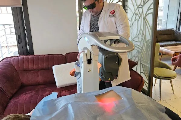 Op Dr Ubeydullah Sevgili | Bel fıtığı Robotik lazer tedavisi ve Nükleoplasti | Eksozom | Hidrojel | Robotik diz protezi - Resim 5