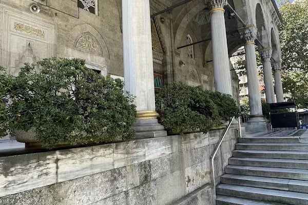 Şişli Cami Şerifi Vakfı - Resim 4