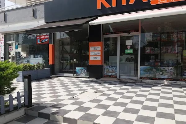 Kitap Plus Book Store - Resim 13