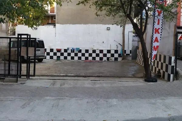 İstanbul Oto Yıkama Ve Küaför - Resim 9