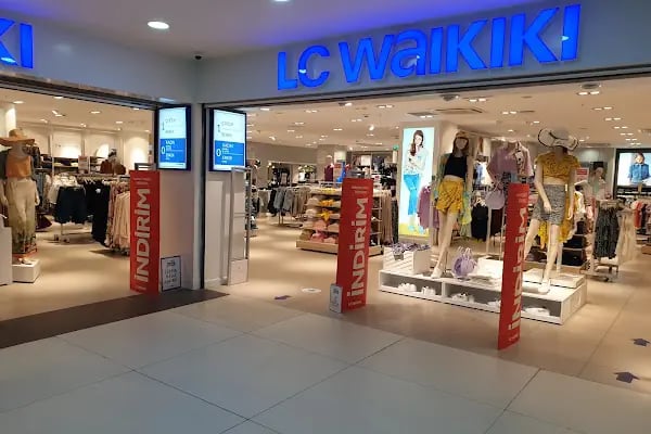Novacity Alışveriş Merkezi - Resim 15