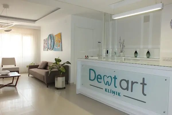 DentArt Klinik Adana Diş Kliniği Diş Hekimi Gülüş Tasarımı İmplant Estetik Diş Hekimliği Adana Diş Beyazlatma - Resim 1