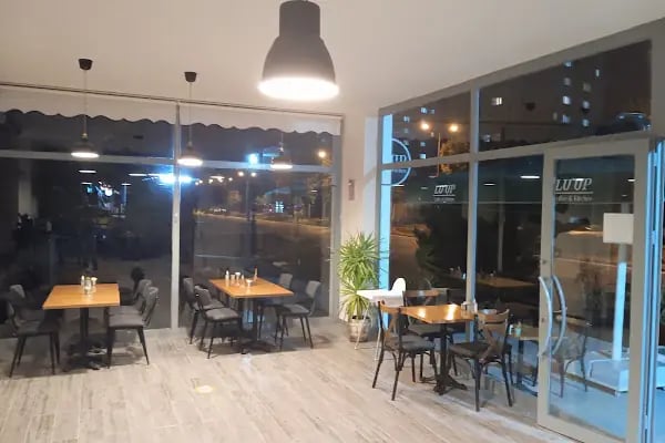 Luup Cafe - Resim 18