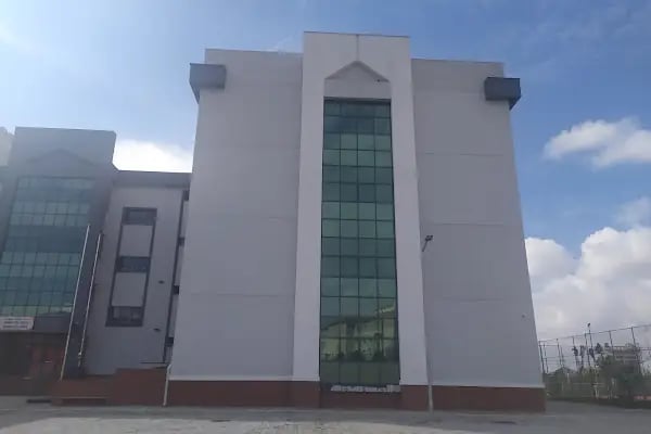 Nurettin TOPÇU Anadolu Lisesi - Resim 4
