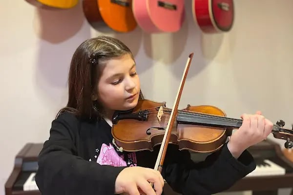Özel İzmir Müzik Sanat Kursu - Resim 4
