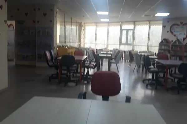 Esma Ocak Çocuk Kütüphanesi - Resim 3