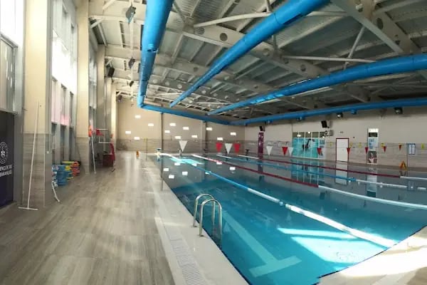 Beyşehir Yarı Olimpik Yüzme Havuzu - Resim 2
