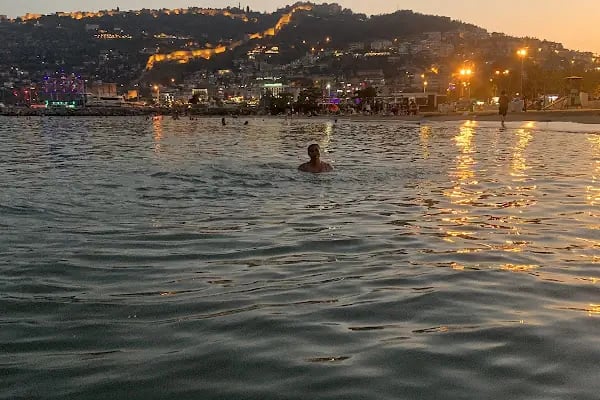 Galip Dere Halk Plajı - Resim 10