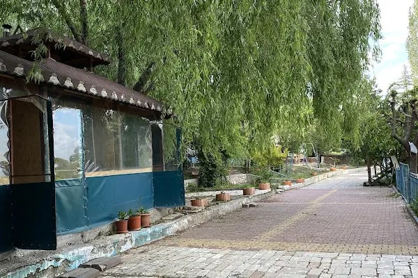 BOZKIR KONYALI ETLİEKMEK &amp; BURGER 42 - Resim 11