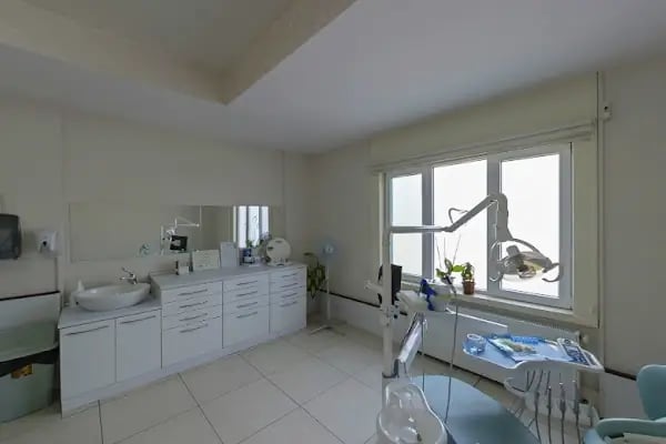 Özel Bursa Uzmanlar Ağız ve Diş Sağlığı - Resim 15