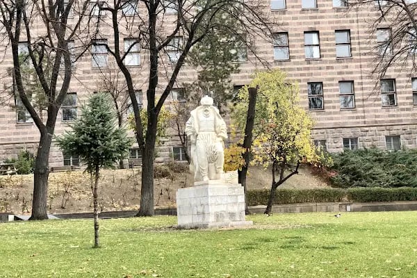 Ankara Üniversitesi Dil ve Tarih-Coğrafya Fakültesi - Resim 7