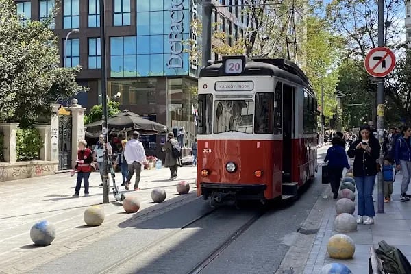 T3 Kadıköy-Moda Nostaljik Tramvay - Resim 1