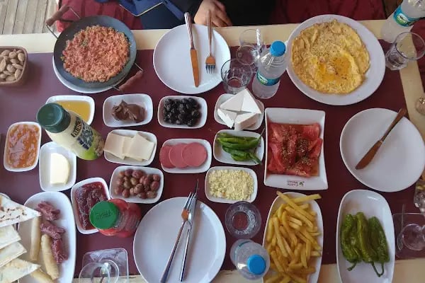 Bahçe Meram Kafe - Resim 15