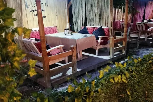 Bahçe Meram Kafe - Resim 19