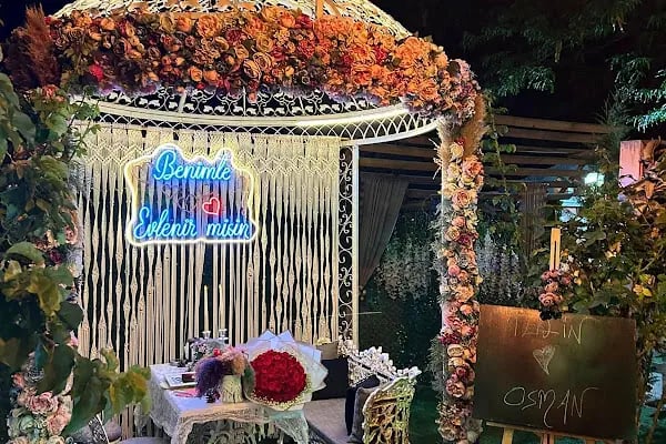 Bahçe Meram Kafe - Resim 8
