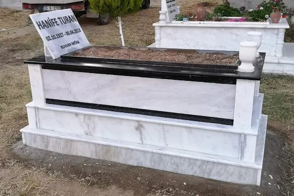 Ortakent Köyü Mezarlığı - Resim 18