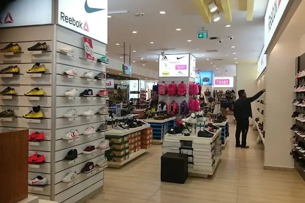 King Shoes &amp; Bags - Resim 6