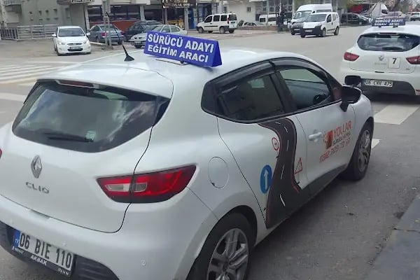 Yollar Sürücü Kursu - Resim 1
