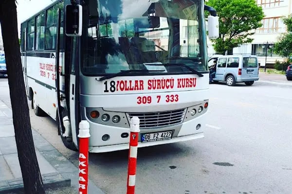 Yollar Sürücü Kursu - Resim 8