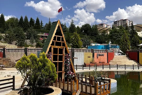 Eşref Saati Cafe Restaurant - Resim 5