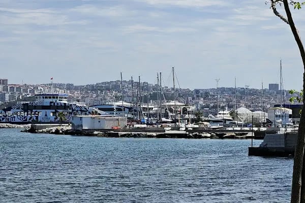 İzmir Büyükşehir Belediyesi İnciraltı Engelliler Kafeteryası - Resim 4