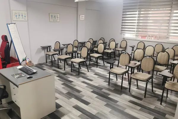 YENİBOSNA SÜRÜCÜ KURSU - Resim 7
