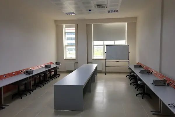 MCBU, Teknik Bilimler Meslek Yüksekokulu - Resim 13
