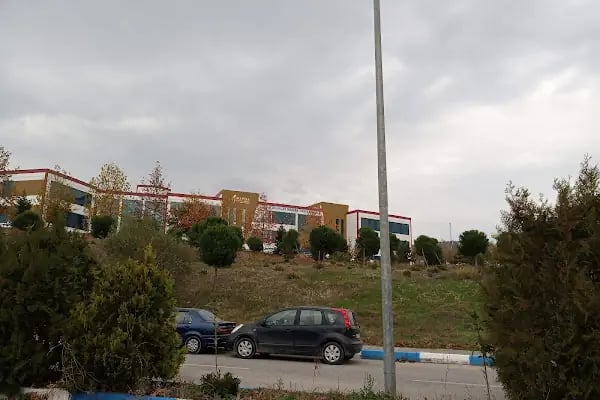 MCBU, Teknik Bilimler Meslek Yüksekokulu - Resim 18
