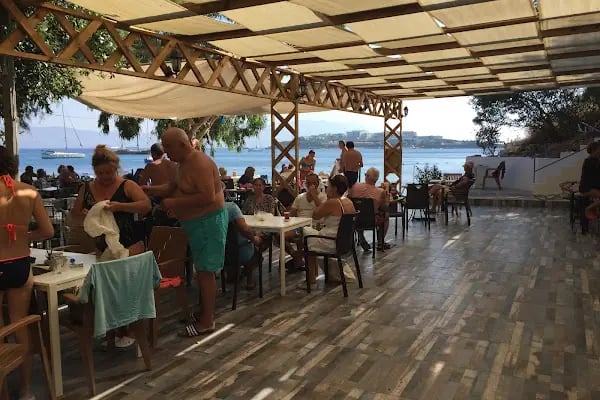 Bodrum Emrah Hotel &amp; Restoran - Resim 1
